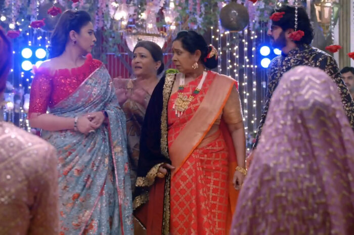 Pallavi and Beeji fights to delay Wedding – Kumkum Bhagya 16 September 2020 Episode Written