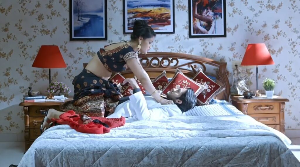 Manvi Chugh on top of her future husband in bedroom in Ullu Web Series Charmsukh ( Sex Education ) Episode 1