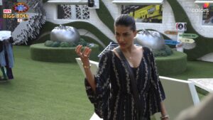 Read more about the article Bigg Boss 14 Episode 8 October 2020 Written Updates – Day 4 and Day 5 Happenings, Pavitra Punia vs Rahul Vaidya Fight
