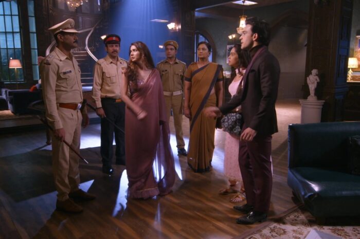 Kumkum Bhagya Episode 28 April 2021 Written – Prachi and Ranbir gets arrested by Tanu