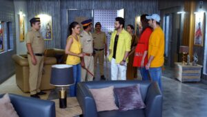 Read more about the article Kundali Bhagya Episode 28 April 2021 Written – Karan saves Srishti from getting arrested