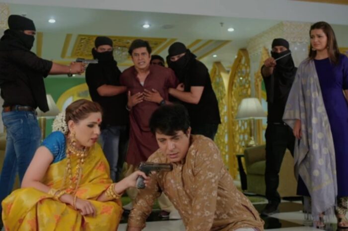 Shakti Astitva Ke Ehsaas Ki Episode 15 May 2021 Written – Angel holds Viren at Gunpoint