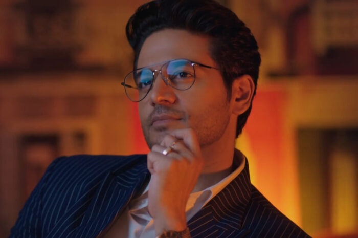 Top 10 Shayri by Anuj Kapadia aka Gaurav Khanna in Anupamaa TV Serial – Full Details