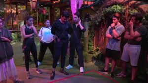 Read more about the article Bigg Boss 15 Day 19 Spoilers 20 Oct 2021 – Main House Access Task, Jay stops Pratik, TejRan vs all – Written Updates