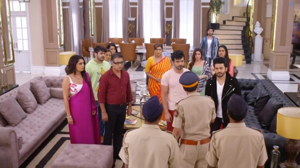 TV Serial Kundali Bhagya 11 Oct 2021 Written Updates – Police came to arrest Rishabh