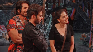 Read more about the article Bigg Boss 15 Latest Scoop – Tejasswi, Jay, Vishal, and Akasa entered into main house – Full Details