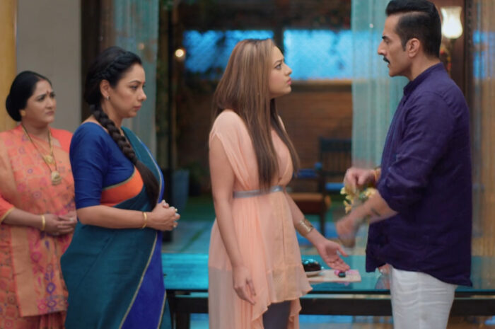 TV Serial Anupamaa 11 Oct 2021 Written Updates – Vanraj lashes out at Kavya