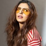 IPL 2022 anchor Nashpreet Kaur hot Pics & Stills, Wiki Info, Bio, Age, Net Worth, Boyfriend – Full Details