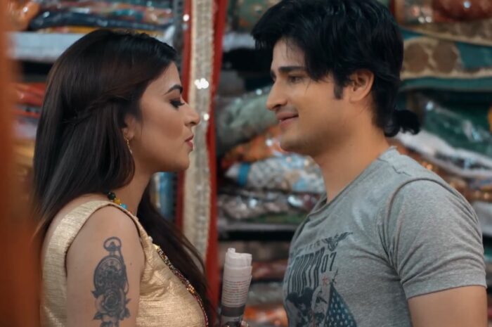 Ullu Web Series Charmsukh ( Saree Ki Dukaan ) Episode 2 Written Update with Sonia Singh Rajput Hot Scenes Info