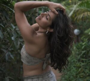 Read more about the article Arushi Chawla (Roadies 18) Contestant Hot Pics & Images, Wiki, Age, Height, Boyfriend Name