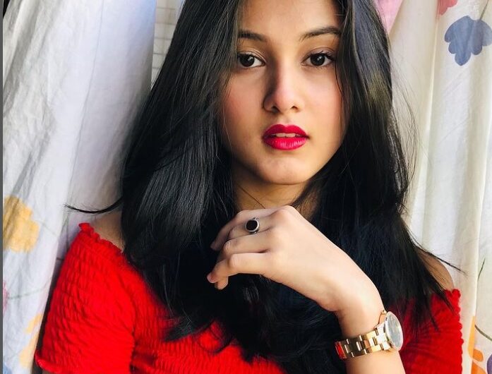 Indian model Aayushi Verma hot Pics & Stills, Wiki, Bio, Age, Height, Boyfriend, and more details