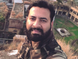 Read more about the article Ashish Kohli Wiki Profile: Age, Bio, Wife Name, Pics & Contact Info of the Renowned Dogra Journalist!