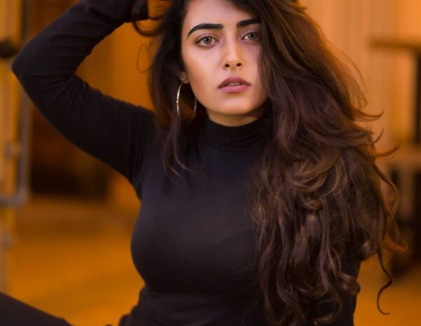 Indian model Jinal Joshi Hot Pics & Stills, Wiki, Bio, Age, Height, Body Stats, and more info