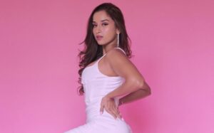 Read more about the article Indian Actress Pooja Bhalekar Hot Pics, Wiki, Bio, Height, Weight, Age, Boyfriend Name, Body Stats