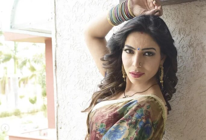 Indian Actress Maahi Khan Hot Pics, Wiki, Bio, Height, Age, Boyfriend, Web Series list, Body Stats