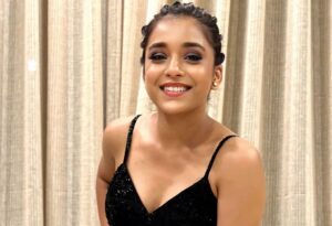 Read more about the article Indian Actress Sumbul Touqeer Khan Hot Photos, Wiki, Age, Bio, Height, Boyfriend, Body Stats