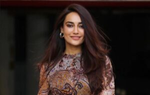 Read more about the article Indian TV Actress Surbhi Jyoti Hot Images, Wiki, Age, Bio, Weight, Boyfriend, Body Stats