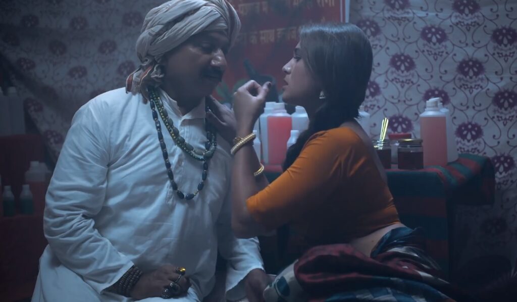 Ullu Web Series Honey Trap (Part 1) Episode 2 Written Updates with Vinita (Hiral Radadiya) Hot Scenes Info