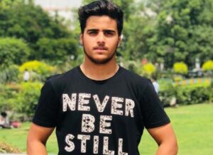 Read more about the article Indian Cricketer from Jammu Vivrant Sharma Pics, Wiki Profile, Age, Family, Career Stats, and More Info