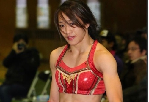Checkout 10 Hottest Pics and Stills of Japanese Female Wrestler Syuri showing off her Body