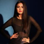 Tejasswi Prakash shared hot Pics in Black Dress on BB15 Winning Anniversary – Full Details