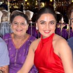Tejasswi Prakash celebrates 30th Birthday with Parents and Boyfriend Karan Kundrra – Pics with Full Details