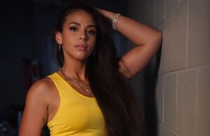 Read more about the article Former WWE Ring Announcer Samantha Irvin Hot Pics, Wiki, Age, Bio, Height, Real Name, Boyfriend, Body Measurements