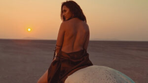 Read more about the article Aidan Na Nach feat Tejasswi Prakash Lyrics, Hot Pics, Full Song Video, Wiki Details, and More