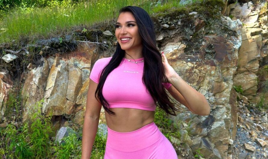 Jazmyn Nyx (Jade Gentile) Pics, Wiki Profile, Age, Bio, Boyfriend, and Body Measurements