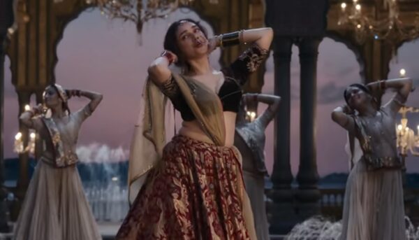 Burning Up Netflix: Heeramandi Web Series All Hot Scenes with Episode Specific Timings and Pics Revealed!