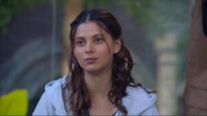 Read more about the article Alice Kaushik Out of Bigg Boss 18! Week 7 Eviction Confirmed – Get All the Details!