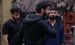 Read more about the article Bigg Boss 18 Update: Karan Veer Mehra Issues Stern Warning to Housemates Post-Injury Incident!