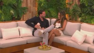 Read more about the article Love Island: All Stars Season 2 Episode 15 (27 Jan 2025) Written Updates – Ronnie & Harriett’s Secret Garden Romance and Scott & Luca’s Truce!