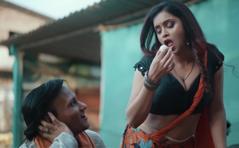 Mithai Wali ULLU Web Series 2025 Mala Rasgulla Scene