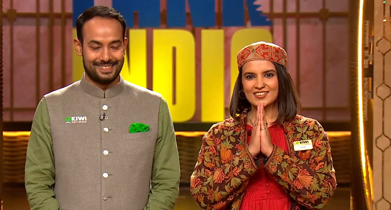Shark Tank India Season 4 Episode 5 (10 Jan 2025) Kiwi Kisan Window Founders showing their products