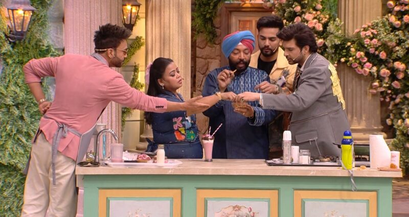 Colors TV Laughter Chefs Season 2 Episode 18 Chef Harpal Singh Sokhi giving verdict on Karan Kundrra and Elvish Yadav's cooking