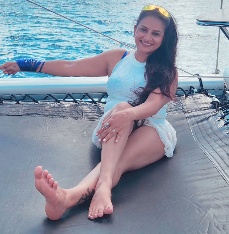 ULLU House Arrest Female Participant Jonita D’Cruz Hot Pic