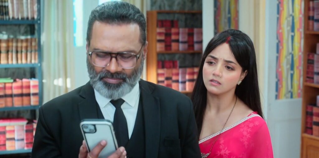 Advocate Anjali Awasthi Raghav receiving threat on phone