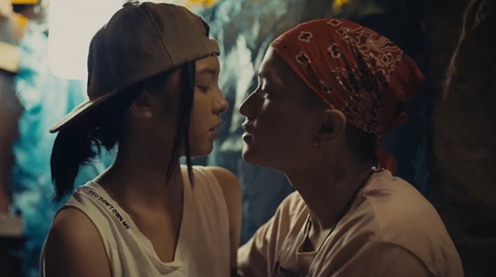 Photo of Aliya Raymundo hot scene with her boyfriend in VMX Kalakal film