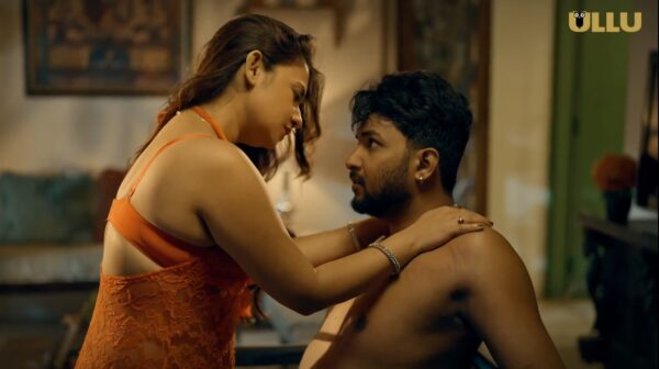 Priyanka Haider as Kamini having fun with vijay in Happy Ending ULLU Web Series