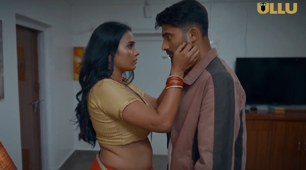 Pihu Singh seducing her boyfriend Anil in Tu Dekh Meri Photo (ULLU Web Series)