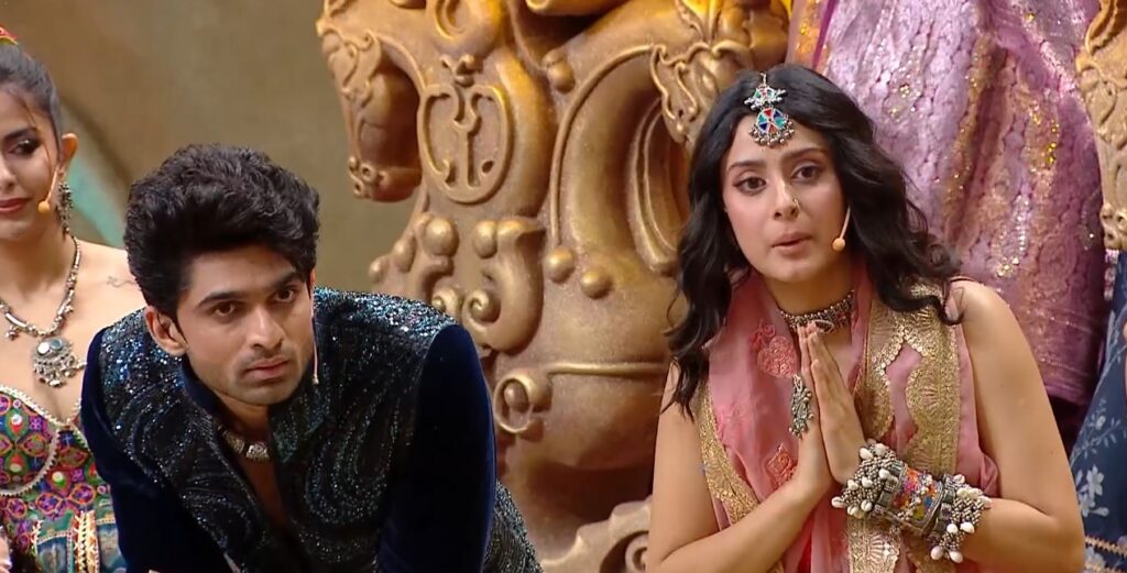 Pati Patni Aur Panga Season 1 Episode 18 Abhishek Kumar and Isha Malviya seeking blessings of Radhe Maa