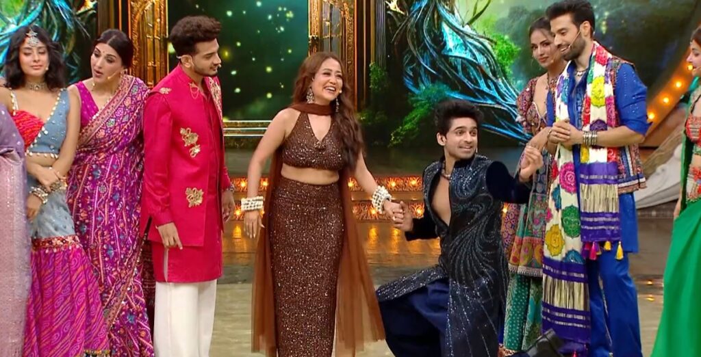 Pati Patni Aur Panga Season 1 Episode 17 Abhishek and Neha cute romance