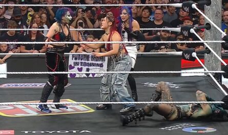 WWE RAW 22 September 2025 show IYO SKY pleads in front of Asuka and Kairi Sane