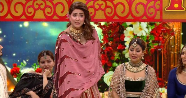 Pati Patni Aur Panga Season 1 Episode 22 (October 12, 2025) Rubina, Hina, and Debina upset after feet reality check