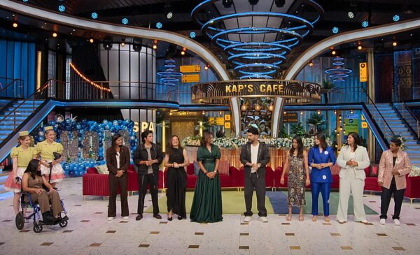 The Great Indian Kapil Show Season 4 Episode 2 Indian Womens Cricketers standing alongside Kapil Sharma