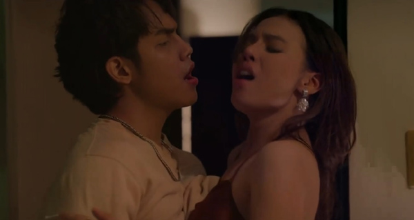 VMX Happy Ending (2025) Pinoy Film Ghion Espinosa and Ada Hermosa making out in bedroom