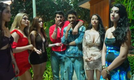 Keona Walke and Niharika catfight on MTV Splitsvilla 16 (Pyaar Ya Paisa) Episode 3
