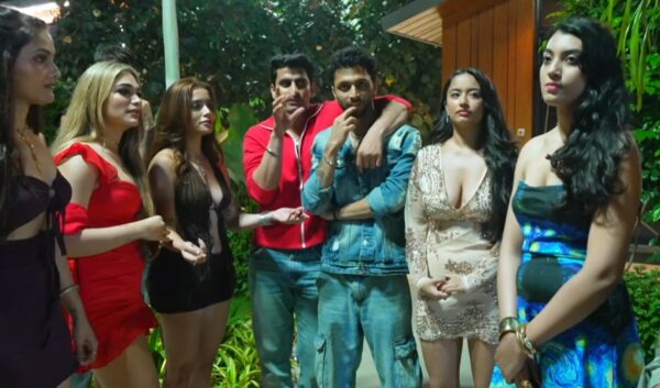 Keona Walke and Niharika catfight on MTV Splitsvilla 16 (Pyaar Ya Paisa) Episode 3