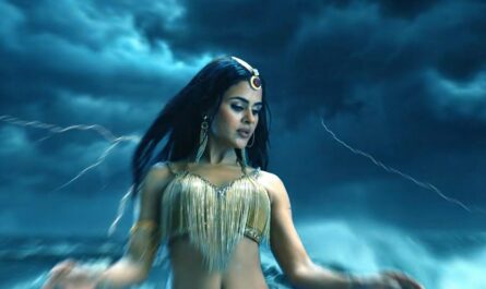 Naagin Season 7 Episode 15 Written Update Ahana in Ocean getting her power